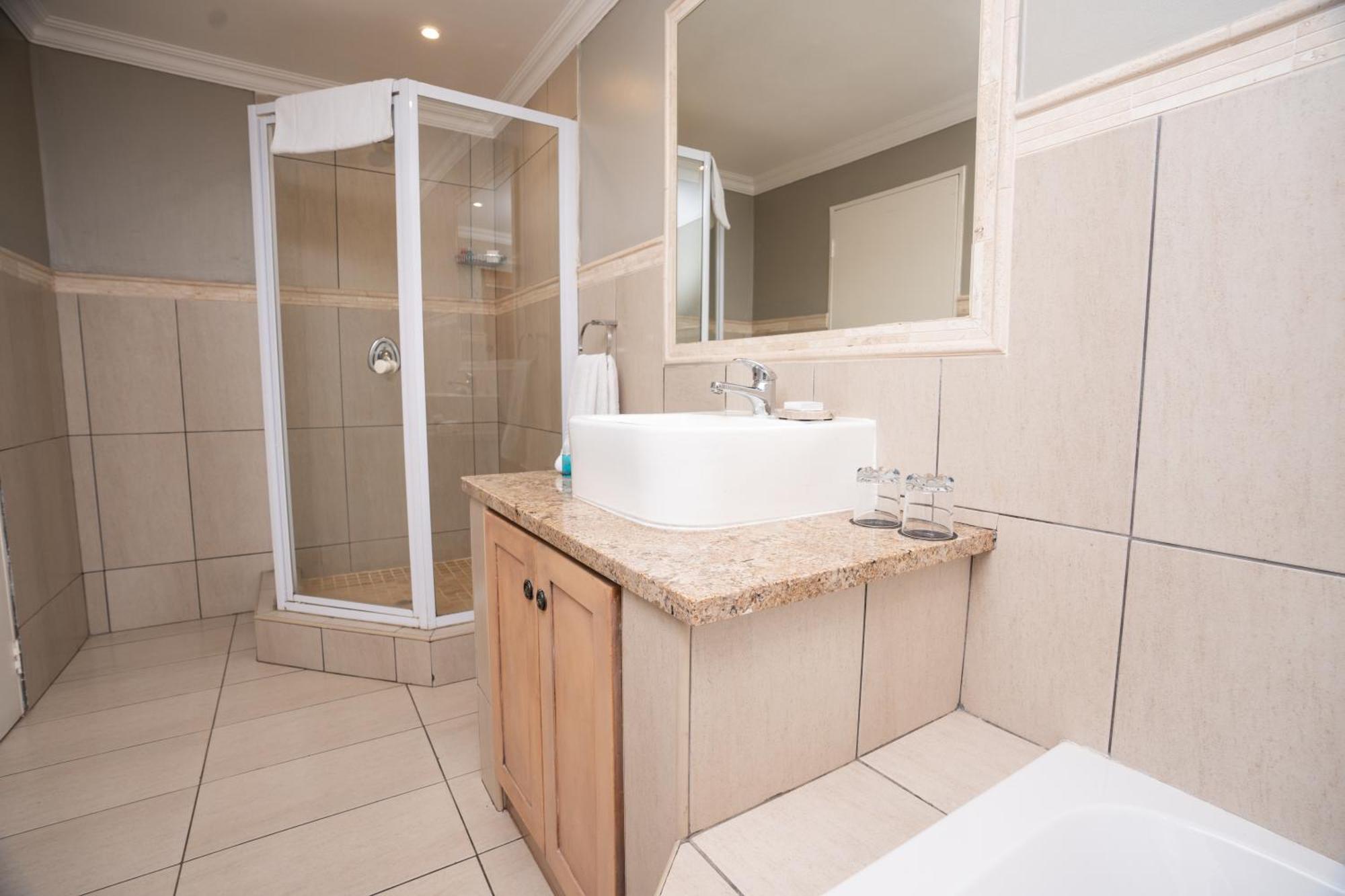 Little Tuscany Boutique Hotel Johannesburg Exteriör bild