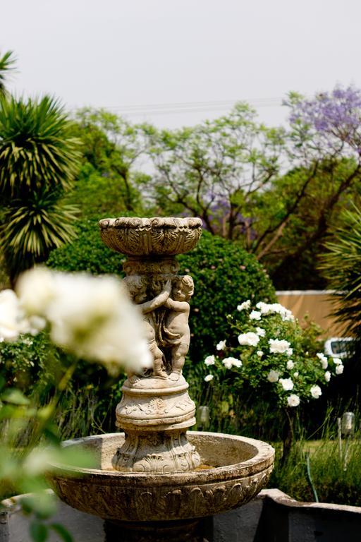 Little Tuscany Boutique Hotel Johannesburg Exteriör bild